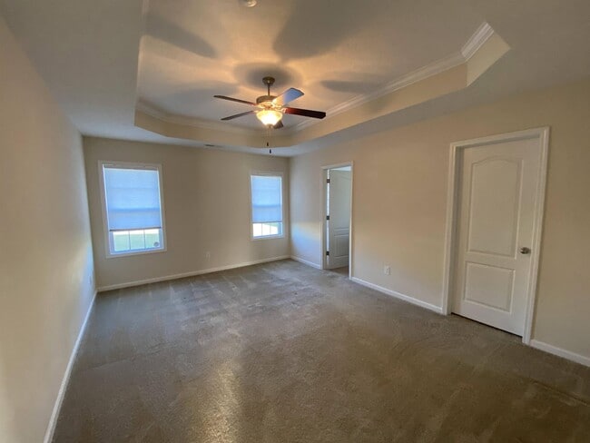 Building Photo - 3301 Hardee Farms Dr