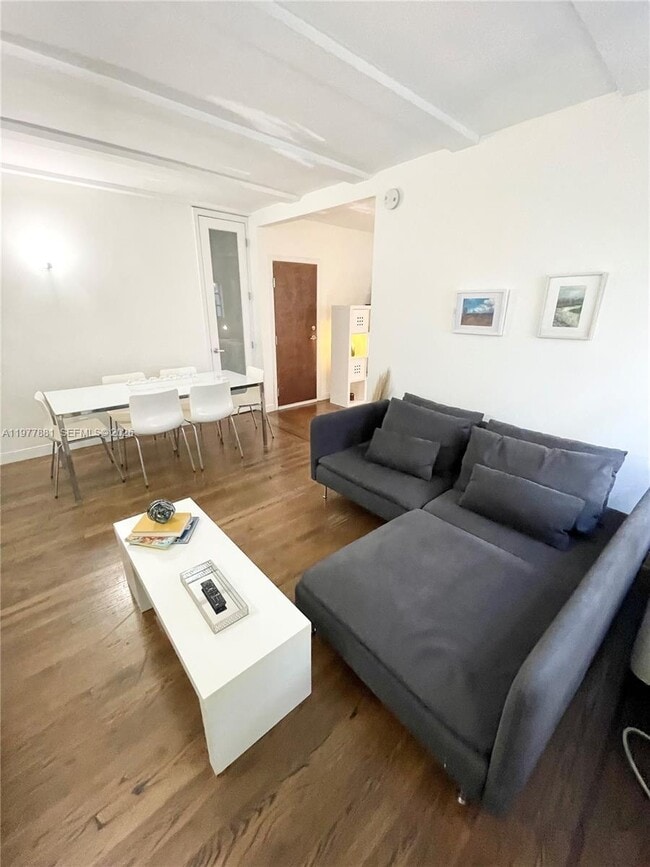 Building Photo - 439 15th St