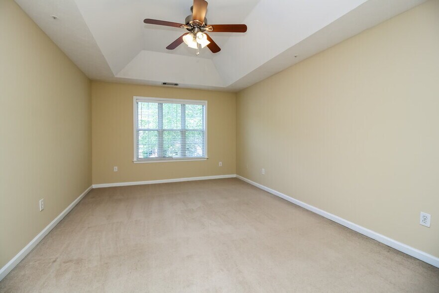 Building Photo - 1468 Evanston Ln