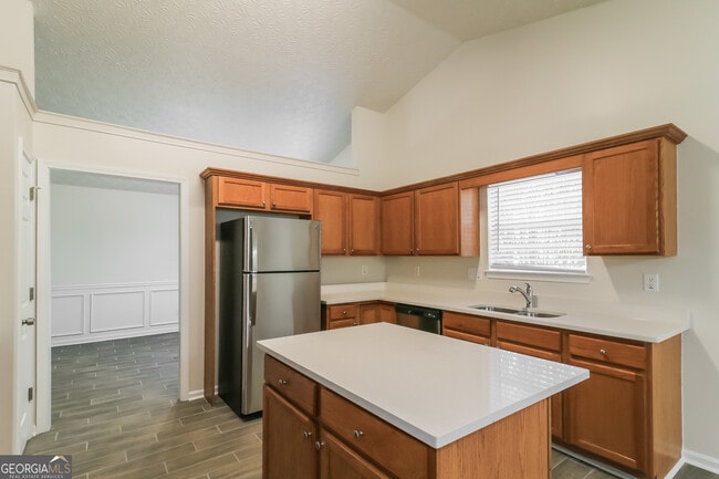 Building Photo - 50 Cold Springs Ct