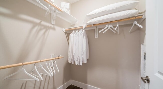 Building Photo - 4647 Harvest Corner Dr