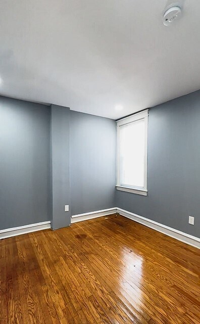 Building Photo - 5838 Fernwood St