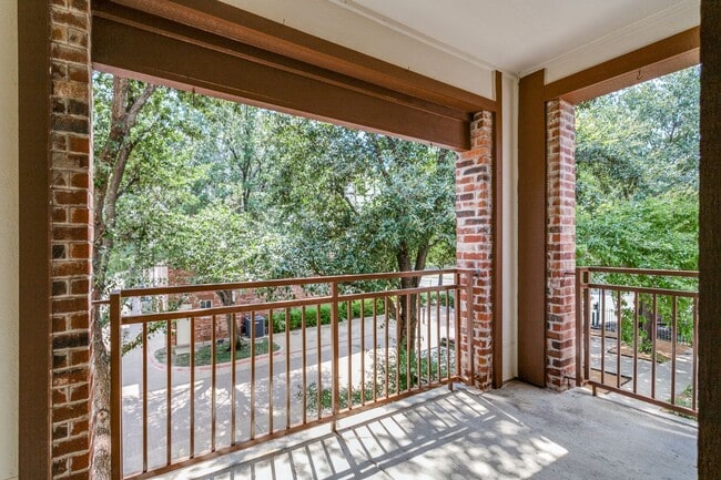 Building Photo - 1600 Abrams Rd