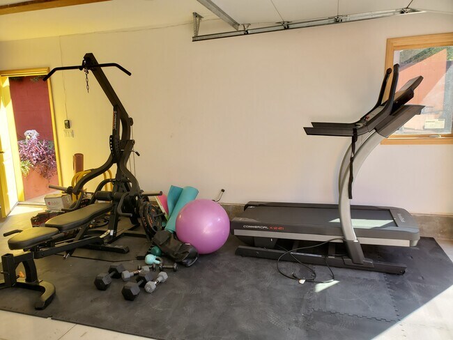 Building Photo - 3665 Wasatch Ave