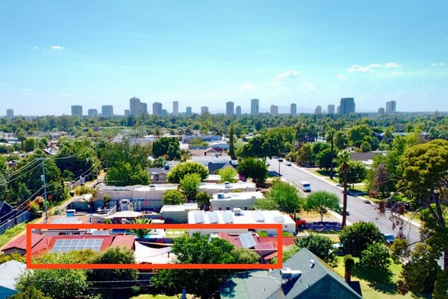 Building Photo - PHX Retreat  2 Bedroom 2 Bath Home in Hist...