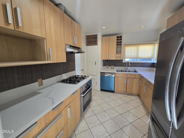 Building Photo - 2931 Fairmount Ave