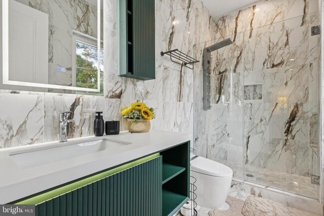 Building Photo - 855 Dolley Madison Blvd