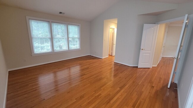 Building Photo - Stunning and Spacious 5 Bed 4 Bath Colonial Home With A 2-Car Garage In Bailwick