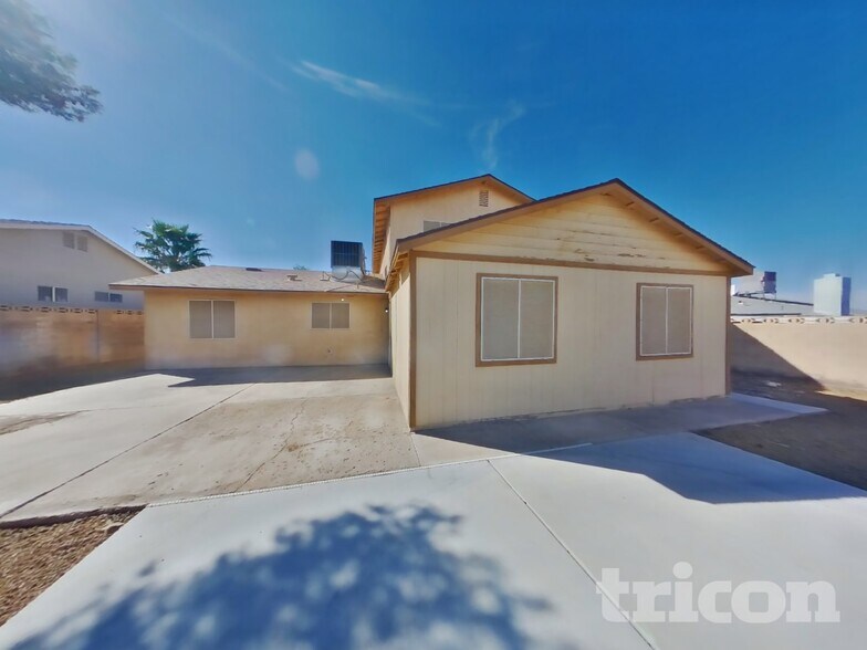 Building Photo - 709 Morrocco Dr