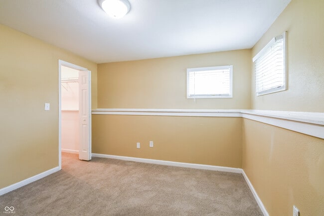 Building Photo - 8313 Castle Farms Rd