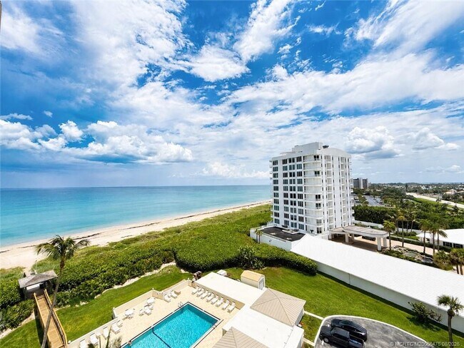 Building Photo - 10044 S Ocean Dr
