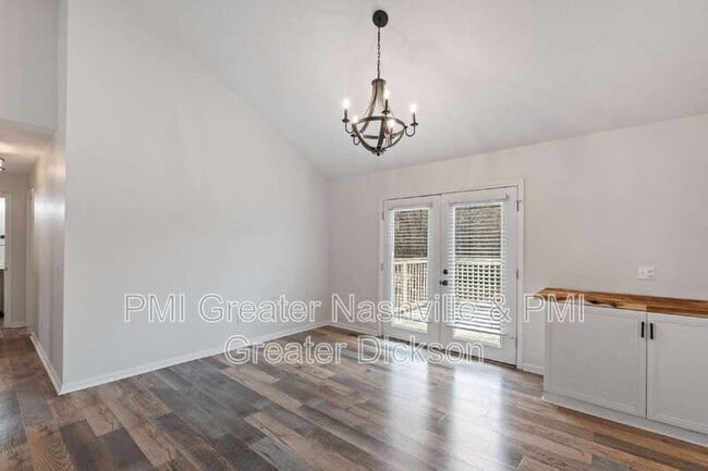 Building Photo - 1011 E Pruett Rd