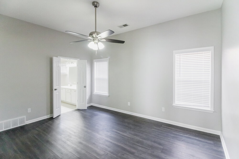Building Photo - 6799 Showboat Ln