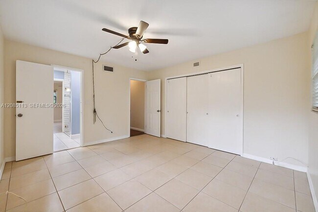 Building Photo - 890 NW 65th Ave