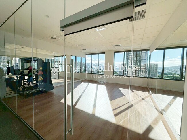 Building Photo - The Park on Keeaumoku #4007L | Honolulu, HI