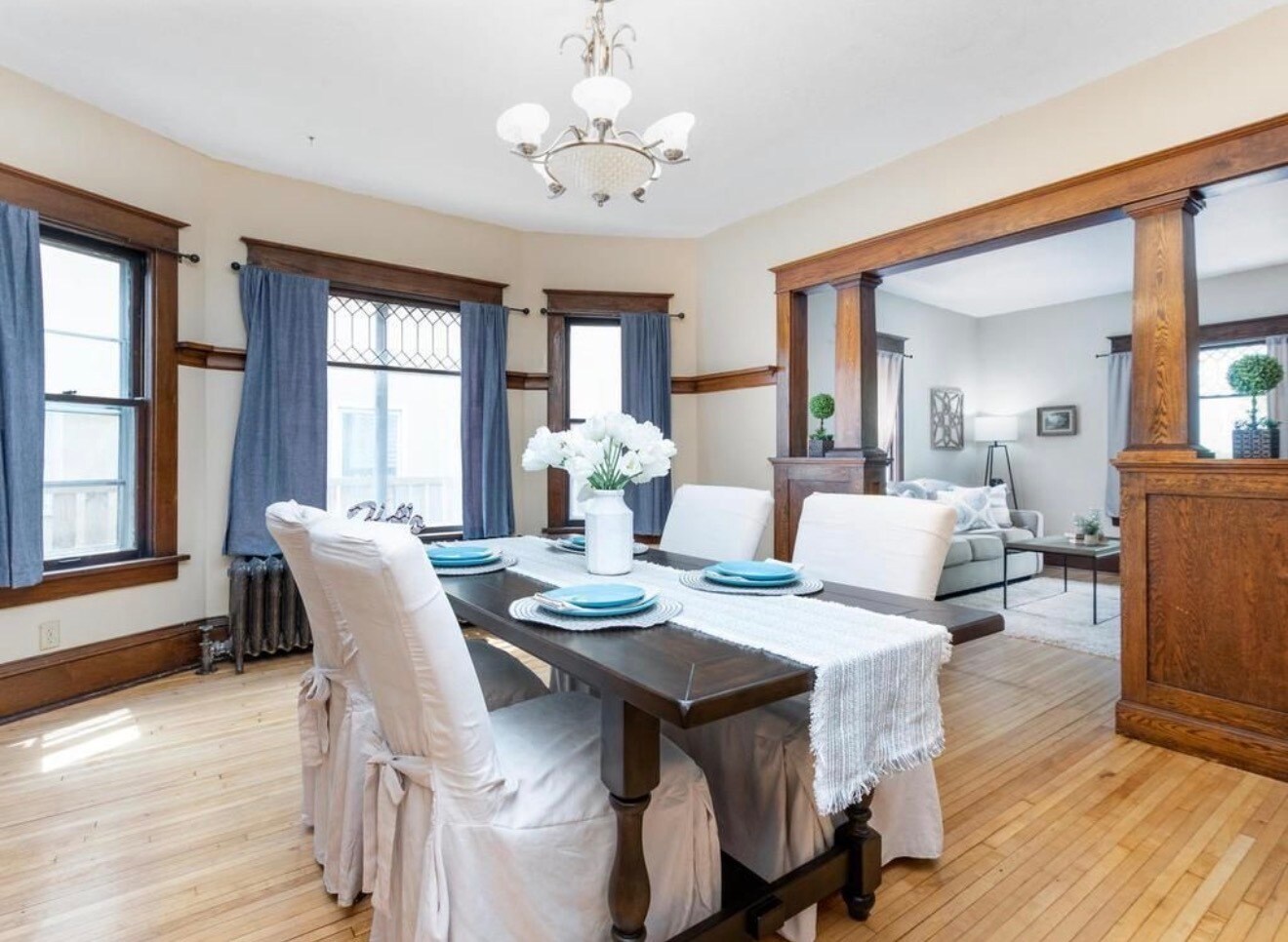 Building Photo - 2642 Emerson Ave N