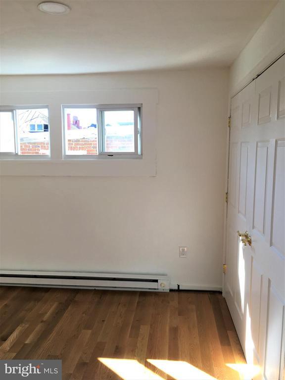 Building Photo - 25 W Boscawen St