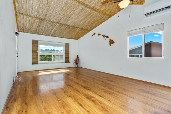 Building Photo - Remodeled 2 Bed/ 1 Bath Main House in North Kihei