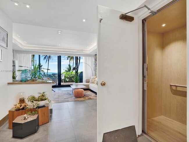 Building Photo - 201 Crandon Blvd