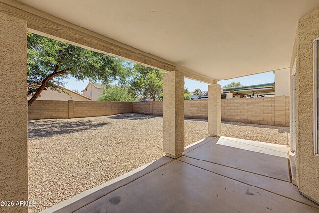 Building Photo - 15447 W Evans Dr
