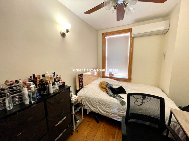 Building Photo - 5A Phillips St