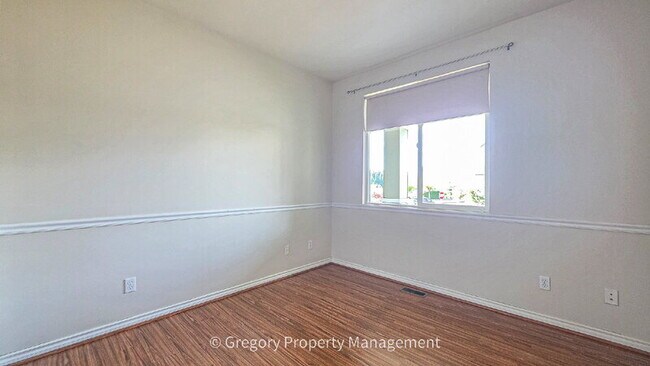 Building Photo - 6920 137th Pl SE