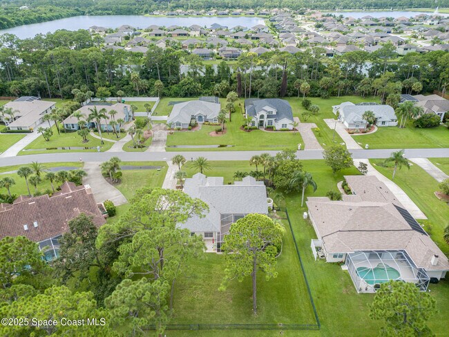 Building Photo - 3897 Peacock Dr