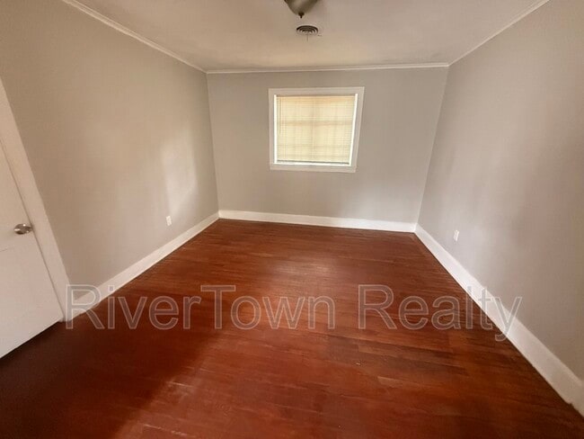 Building Photo - 719 Berclair Rd