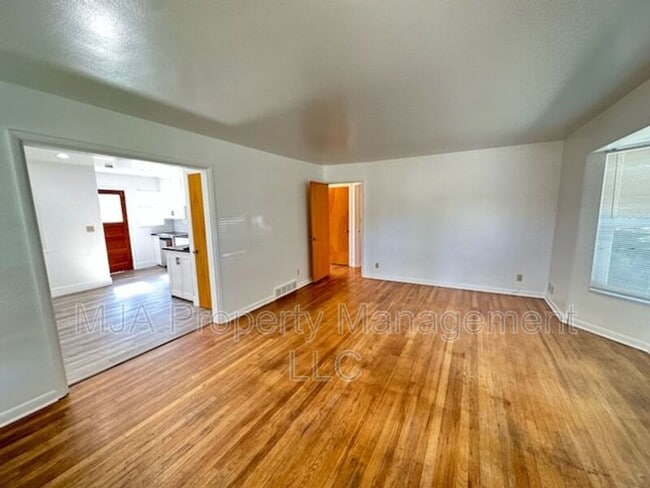 Building Photo - 1804 S 1800 E