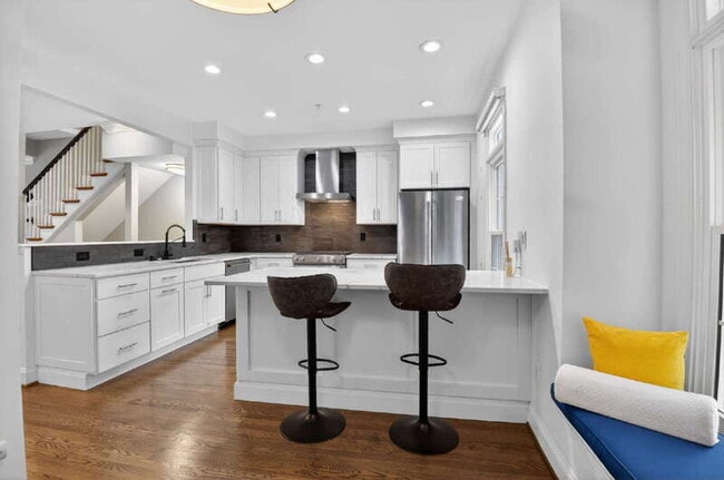 Building Photo - 504 N Thomas St