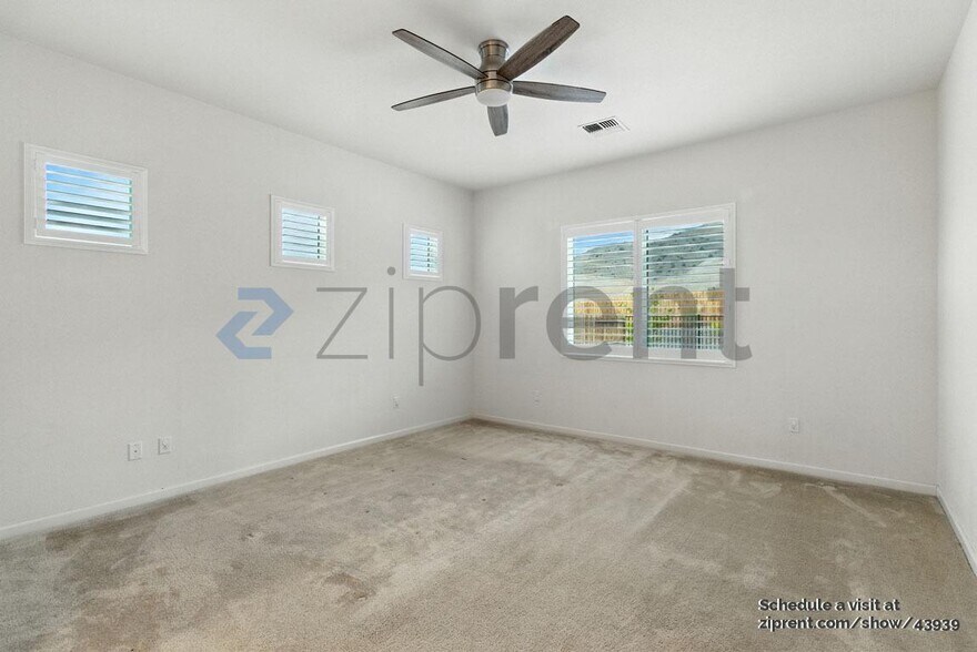Building Photo - 15042 Iron River Dr