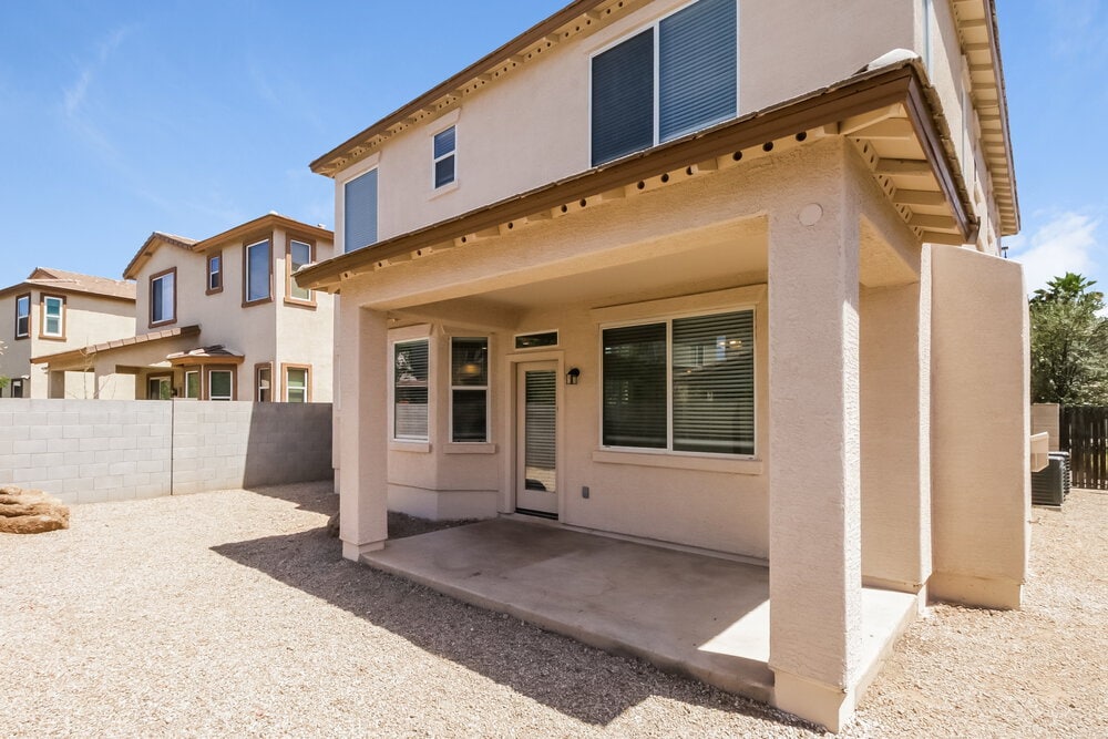 Building Photo - 1238 E Julian Dr