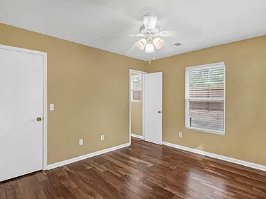 Building Photo - 107 Westpointe Ct