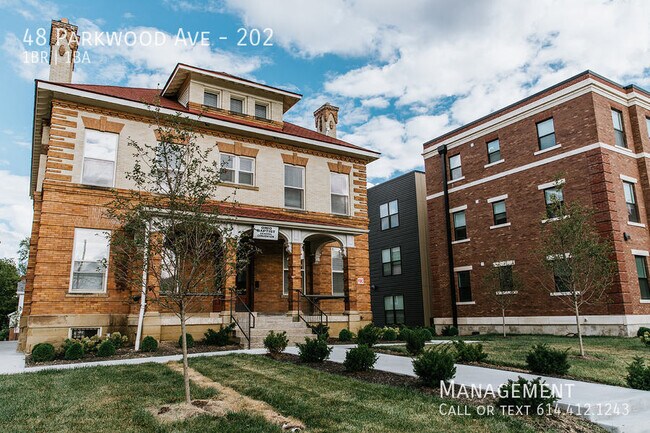 Building Photo - 48 Parkwood Ave