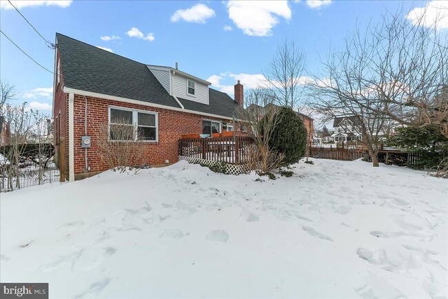 Building Photo - 4 S Chester Ave