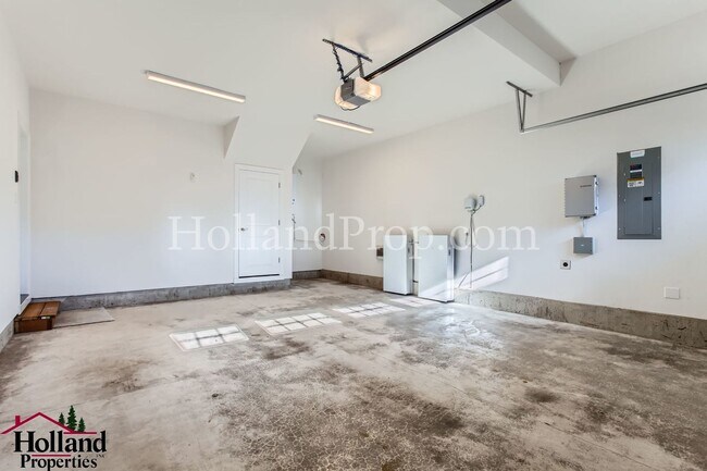 Building Photo - Spacious 4-Bed, 3-Bath Home with Solar Power, EV-Ready Garage & Outdoor Living Space