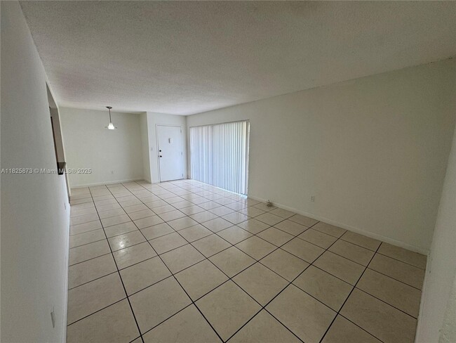 Building Photo - 4440 NW 79th Ave