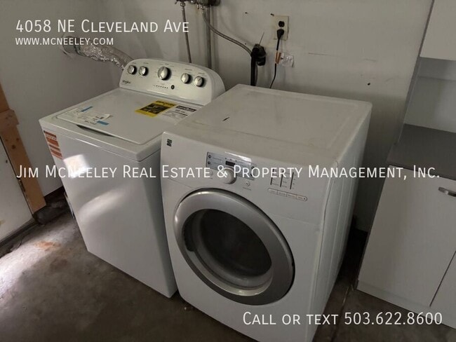 Building Photo - 4058 NE Cleveland Ave