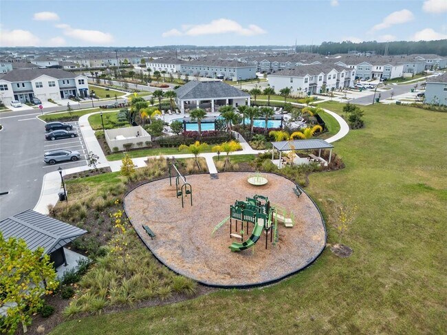 Building Photo - 31264 Paper Birch St