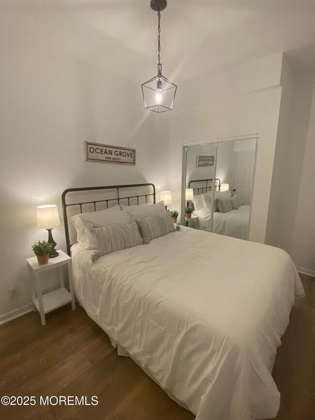 Building Photo - 22 Embury Ave