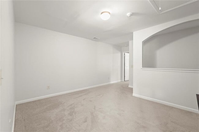 Building Photo - 2682 Pointcrest Way