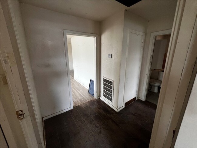 Building Photo - 5967 Southtown St