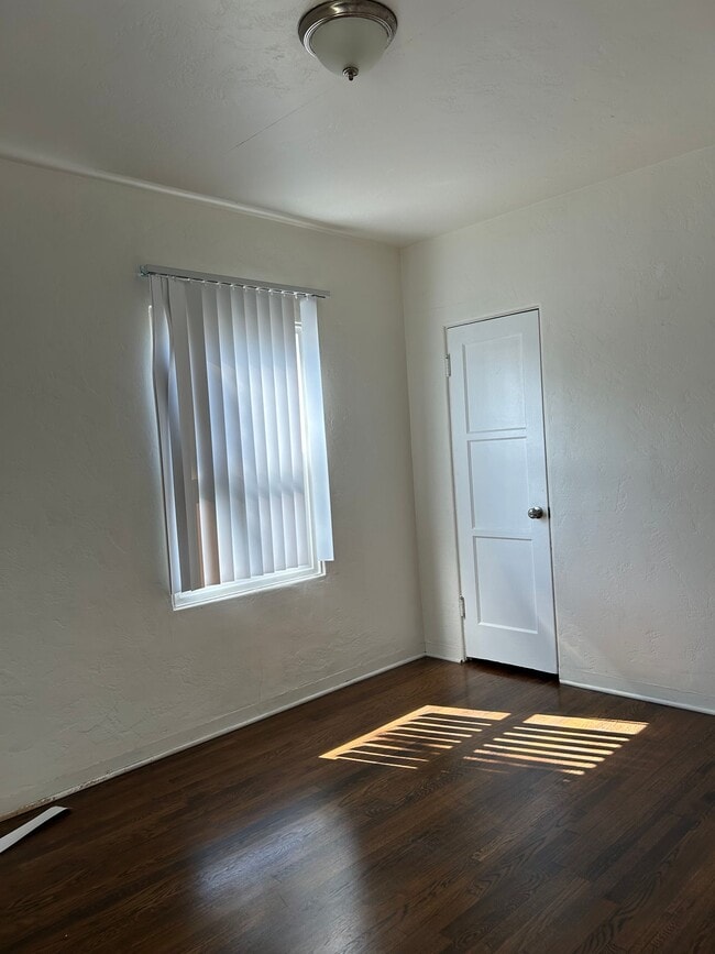 Building Photo - North Park 2/2+ Bonus room, garage and rea...
