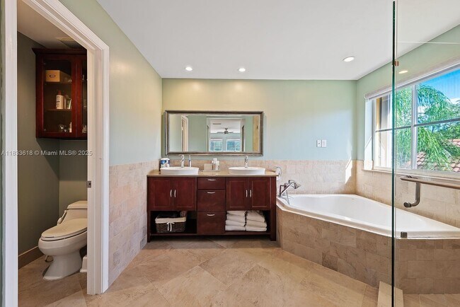 Building Photo - 4008 Staghorn Ln
