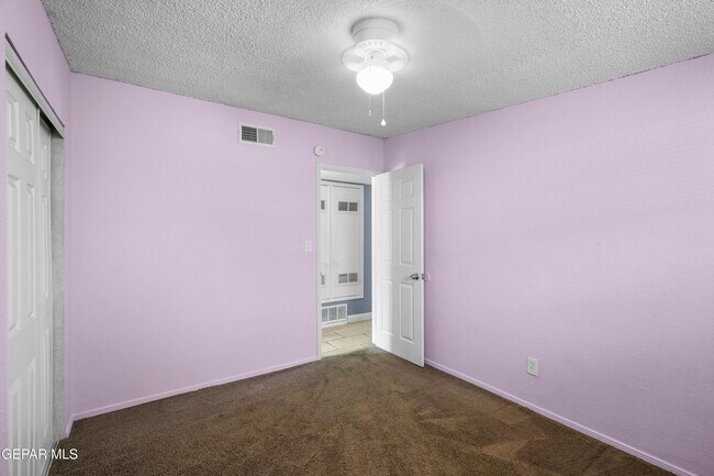 Building Photo - 3977 Las Casitas Dr