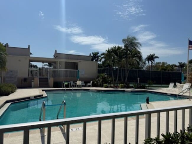 Building Photo - eagle cay
