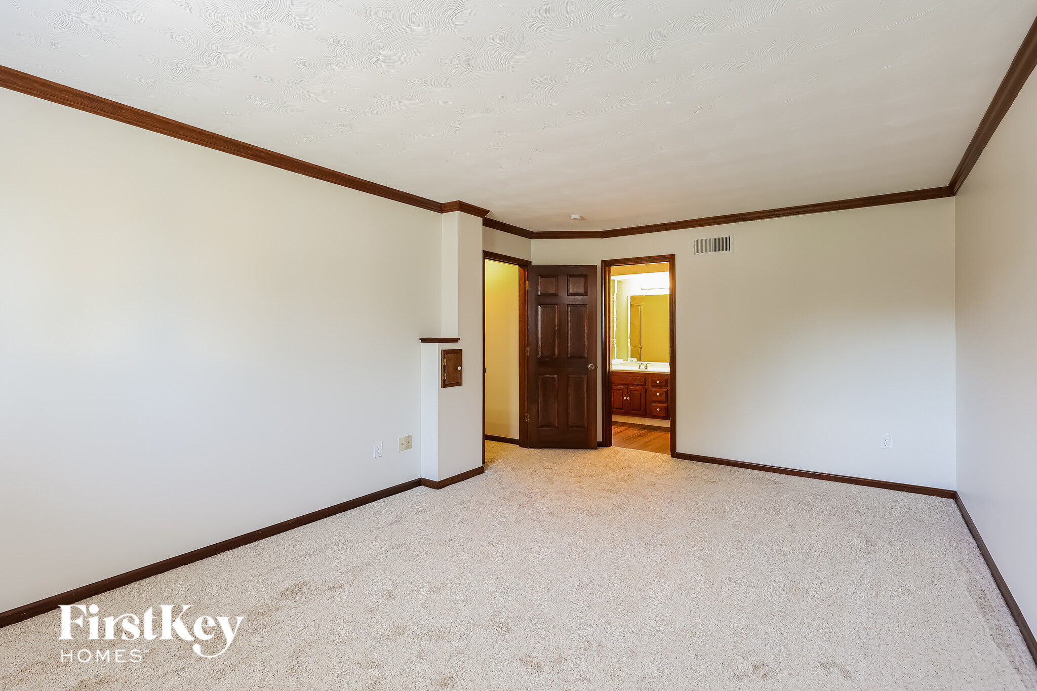 Building Photo - 581 Brightstone Dr