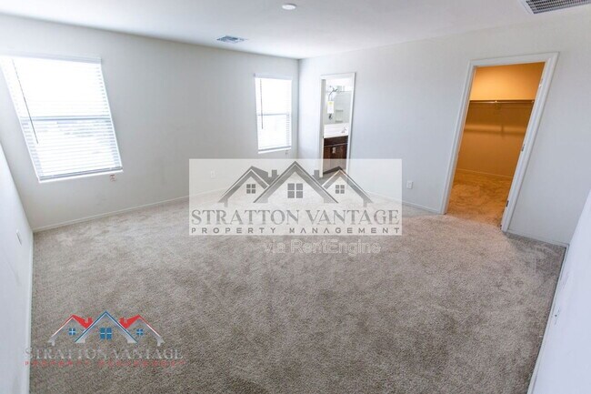 Building Photo - 43620 W Mescal Dr