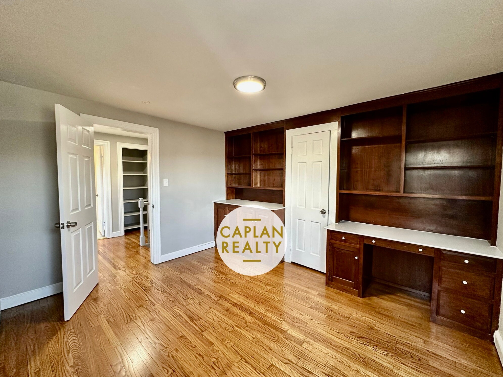 Building Photo - 29 Wellington Rd