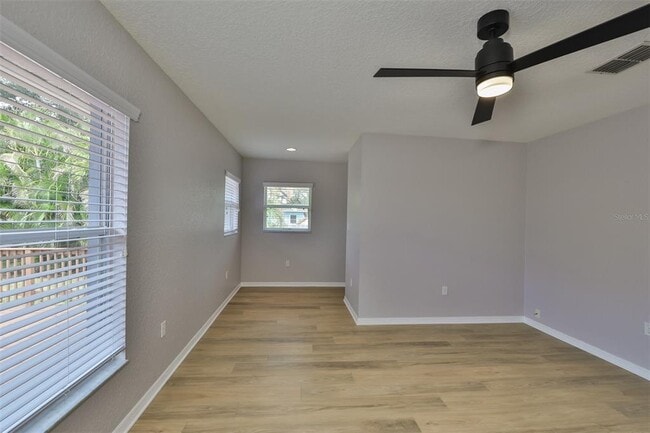 Building Photo - 6145 1st Ave N